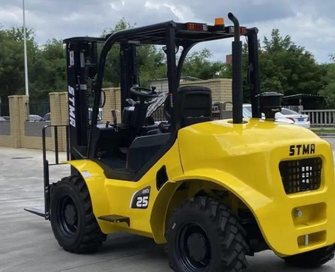STMA 2.5 Ton 4WD Small Diesel Rough Terrain Forklift