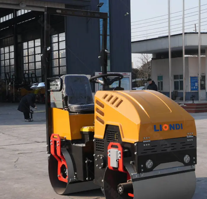 1 Ton New Vibratory Ride on Road Roller Machine