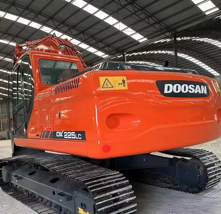 Original DOOSAN DX225LC DX225LCA Excavator