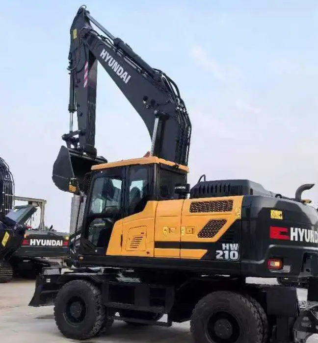 Original Hyundai Wheel Excavator R210