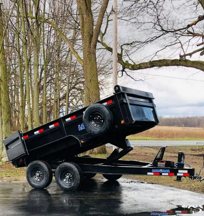 Heavy-Duty Dump Trailer with Excellent Performance
